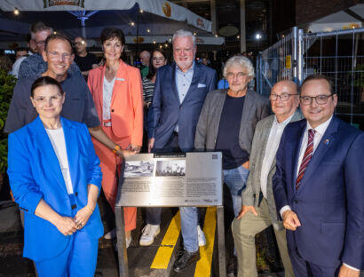 Einweihung Tafel Amerikahaus